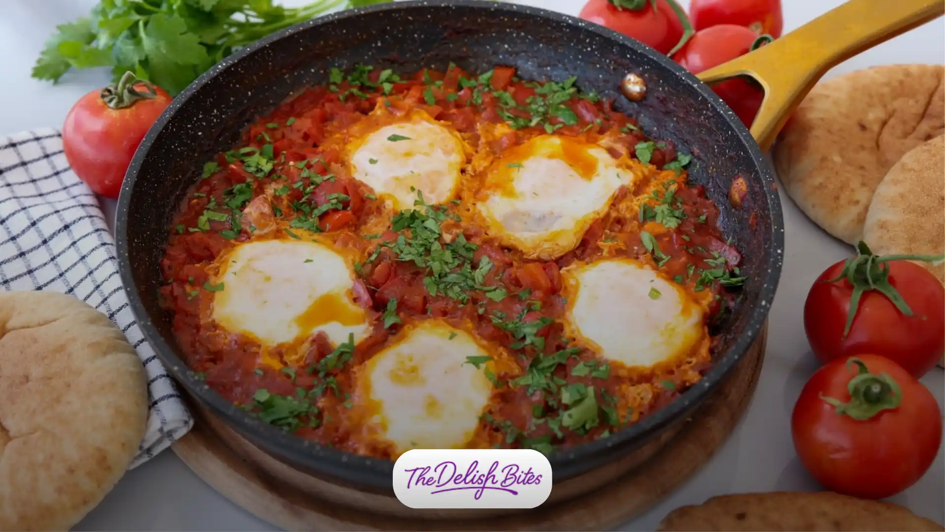 easy shakshuka breakfast